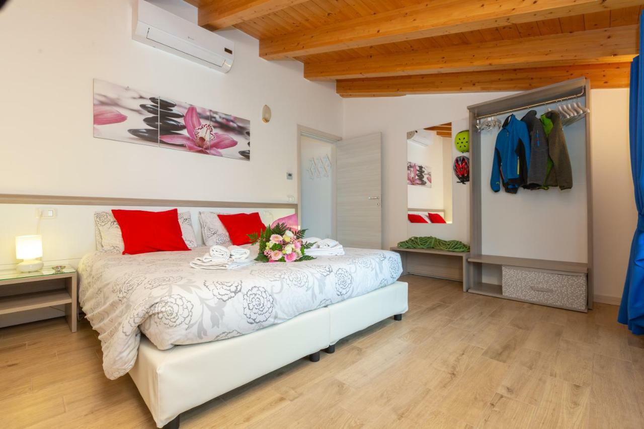 Residenza San Rocco Lägenhet Arco Exteriör bild